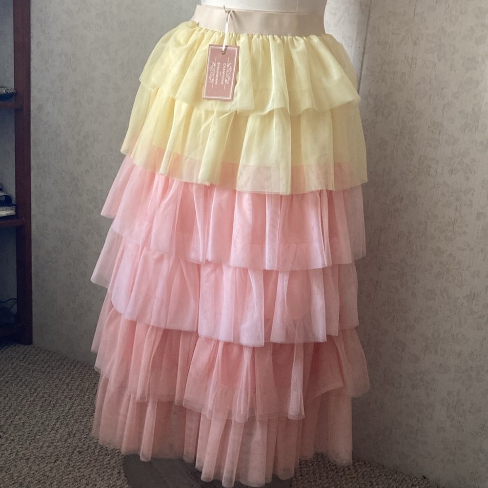 champagne & strawberry tiered skirt